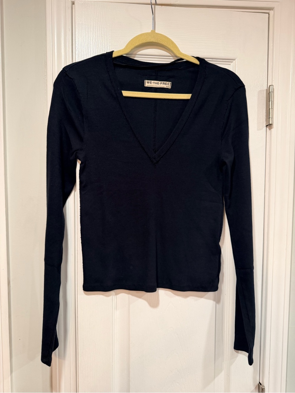 NWOT We The Free Size M Free People Ribbed V-Neck Long Sleeve Fitted Top Raw Hem